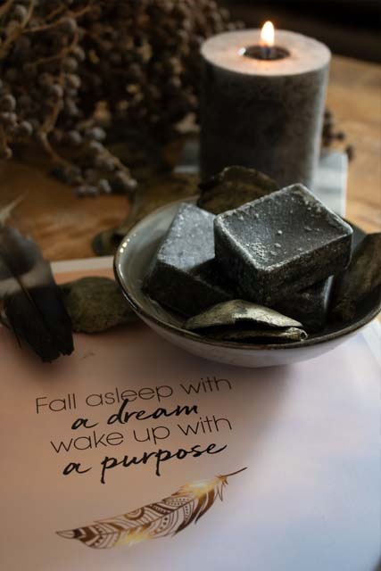 Amberblokje black musk