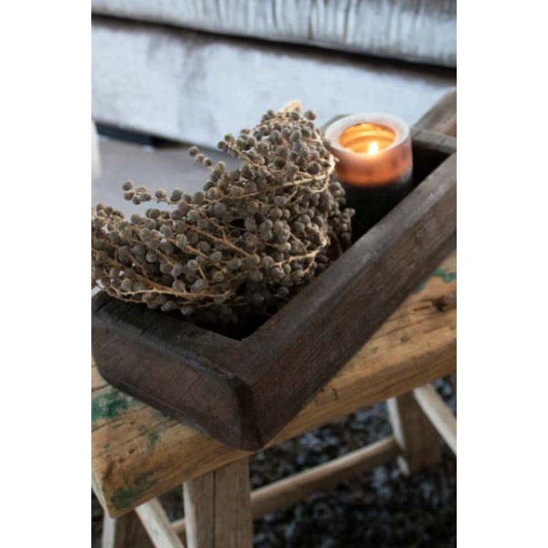 Houten trog met handvat
