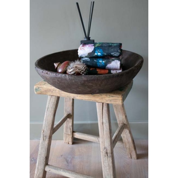 Oude houten schaal